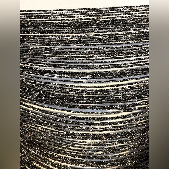 Free People cap sleeve top with black and gold back detail - Picture 4 of 4